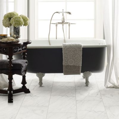 tile flooring in a Bloomingdale bathroom
